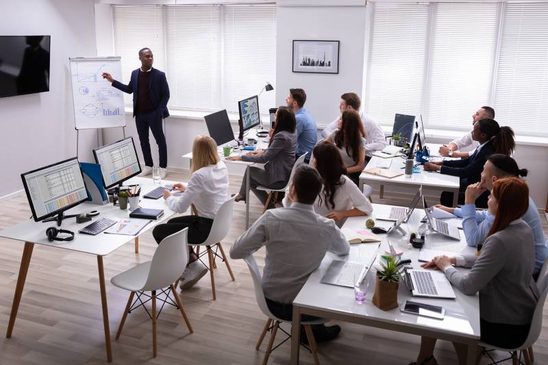 mettre en conformité un centre de formation avec le décret tertiaire, Lyon